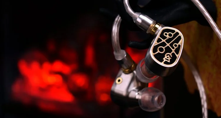 Campfire Audio Solaris 備品完備レア 豪華おまけ付き Campfire Audio Solaris Limited Edition • Ear Fidelity